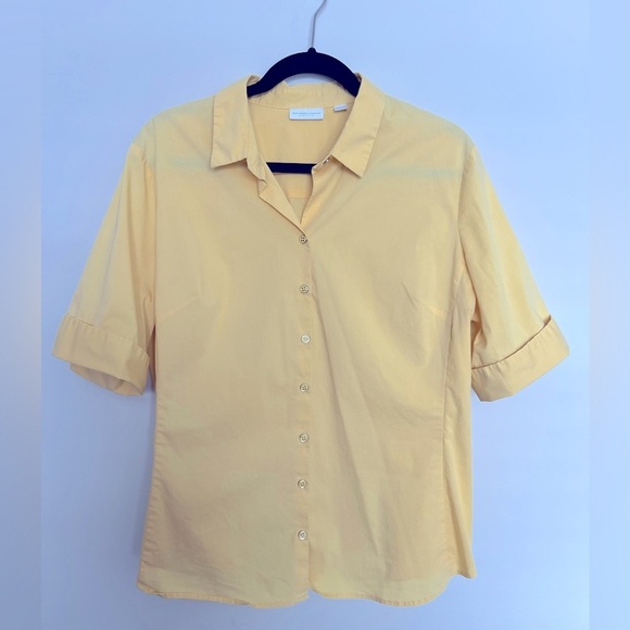 New York & Company Button Down Blouse Pastel Yellow Short Sleeve size XL - Picture 1 of 4